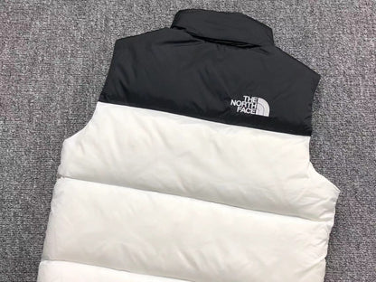 the-north-face-1996-retro-nuptse-vest-white-6-Drip Store Argentina