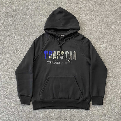 trapstar-chenille-decoded-tracksuit-black-ice-flavours-3-Drip Store Argentina