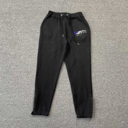 trapstar-chenille-decoded-tracksuit-black-ice-flavours-4-Drip Store Argentina
