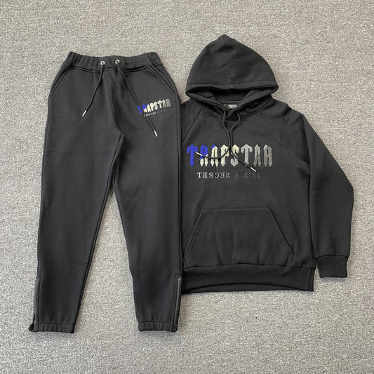 TRAPSTAR CHENILLE DECODED TRACKSUIT BLACK ICE FLAVOURS-Drip Store Argentina