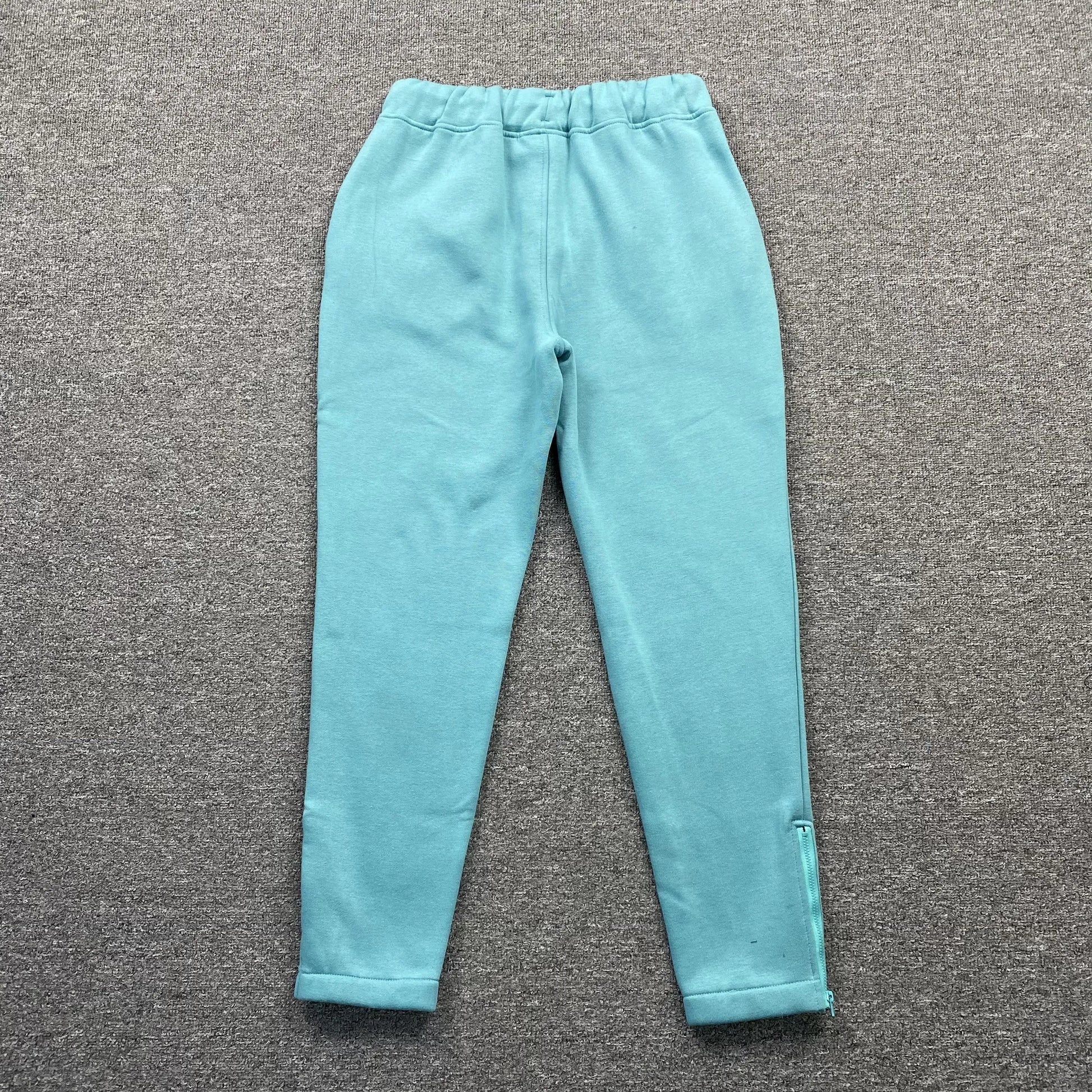 trapstar-chenille-decoded-tracksuit-citadel-white-13-Drip Store Argentina