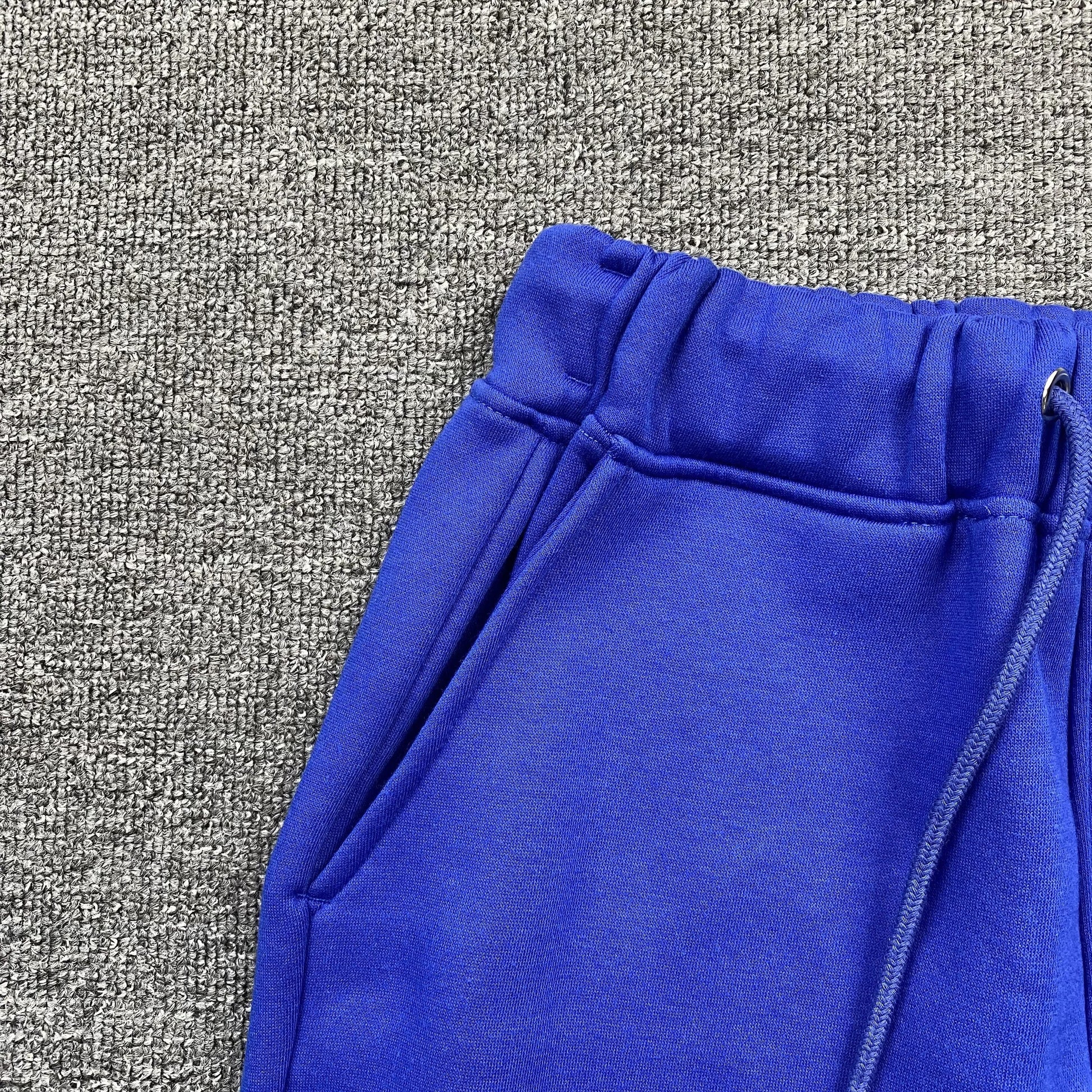 trapstar-chenille-decoded-tracksuit-dazzling-blue-11-Drip Store Argentina
