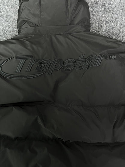 Trapstar Hyperdrive Detachable Hooded Puffer Jacket Triple Black