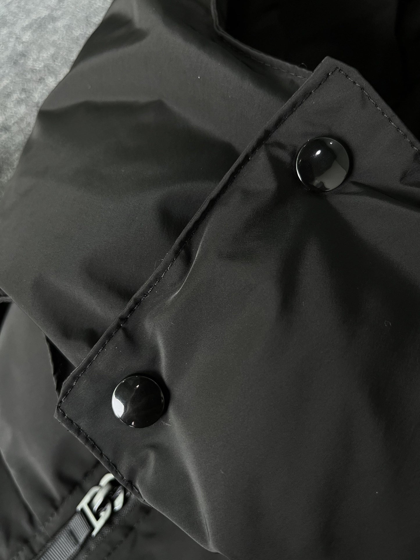 Trapstar Hyperdrive Detachable Hooded Puffer Jacket Triple Black