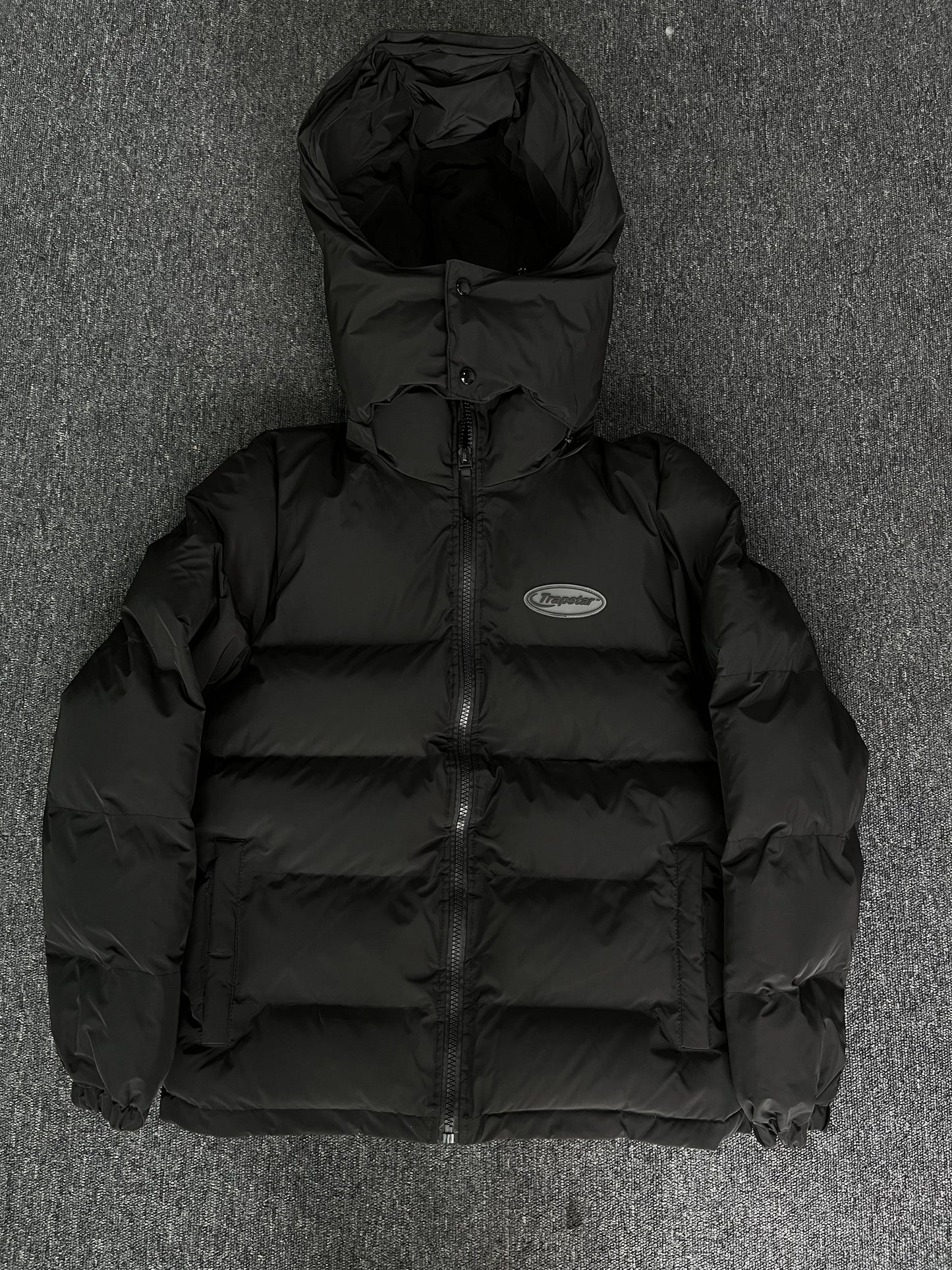 Trapstar Hyperdrive Detachable Hooded Puffer Jacket Triple Black