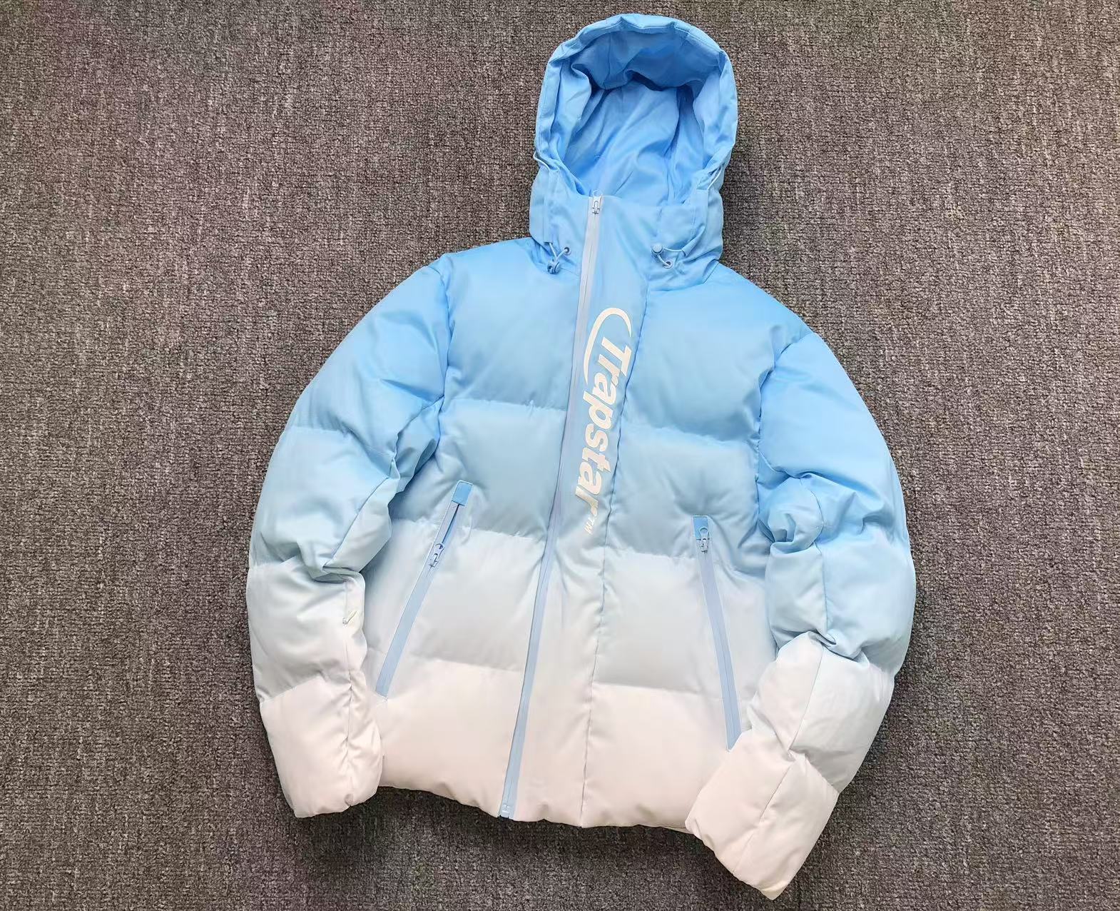 trapstar-hyperdrive-technical-puffer-jacket-gradient-blue-Drip Store Argentina