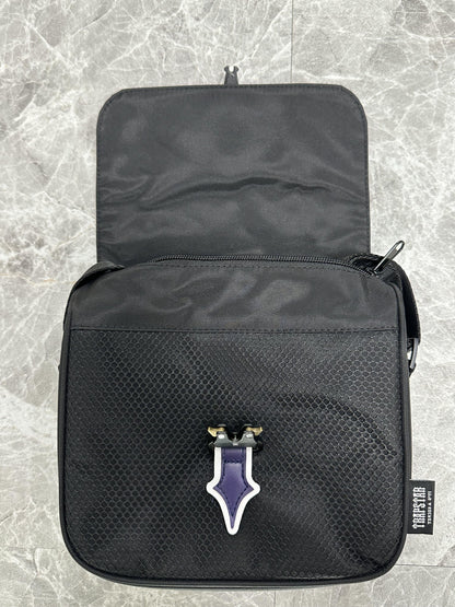 trapstar-irongate-1_0-crossbody-bag-gradient-blue-6_c765ff32-Drip Store Argentina