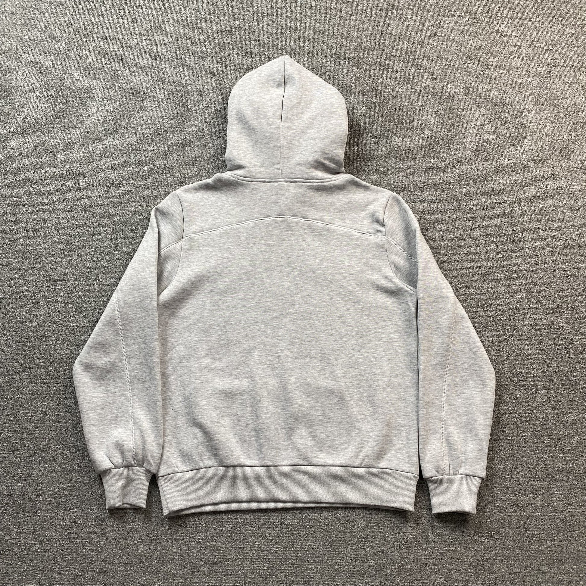 trapstar-irongate-arch-chenille-tracksuit-grey-6_6603181c-Drip Store Argentina