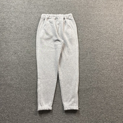 trapstar-irongate-arch-chenille-tracksuit-grey-8_0ee30e1e-Drip Store Argentina