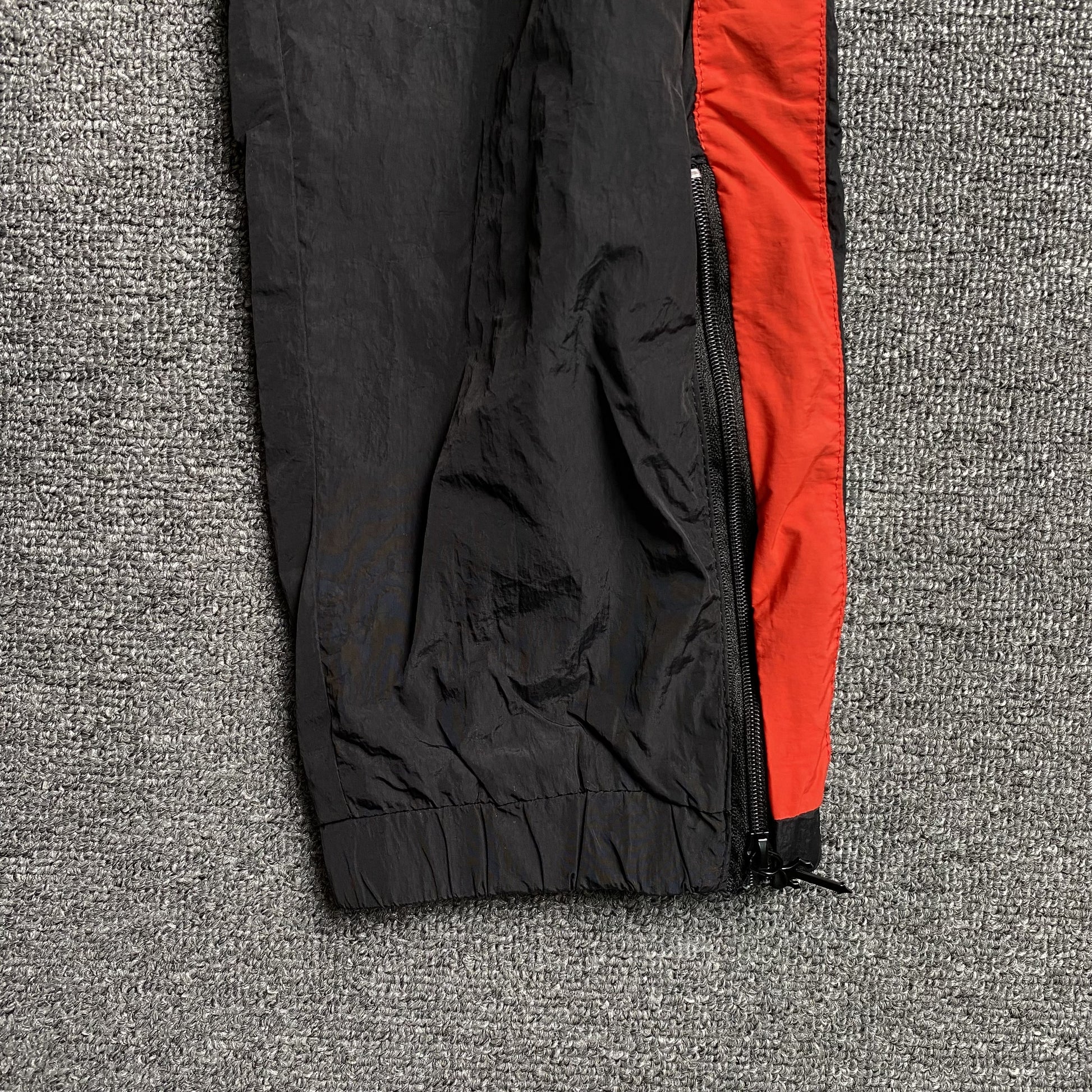 trapstar-irongate-t-shellsuit-black-11-Drip Store Argentina