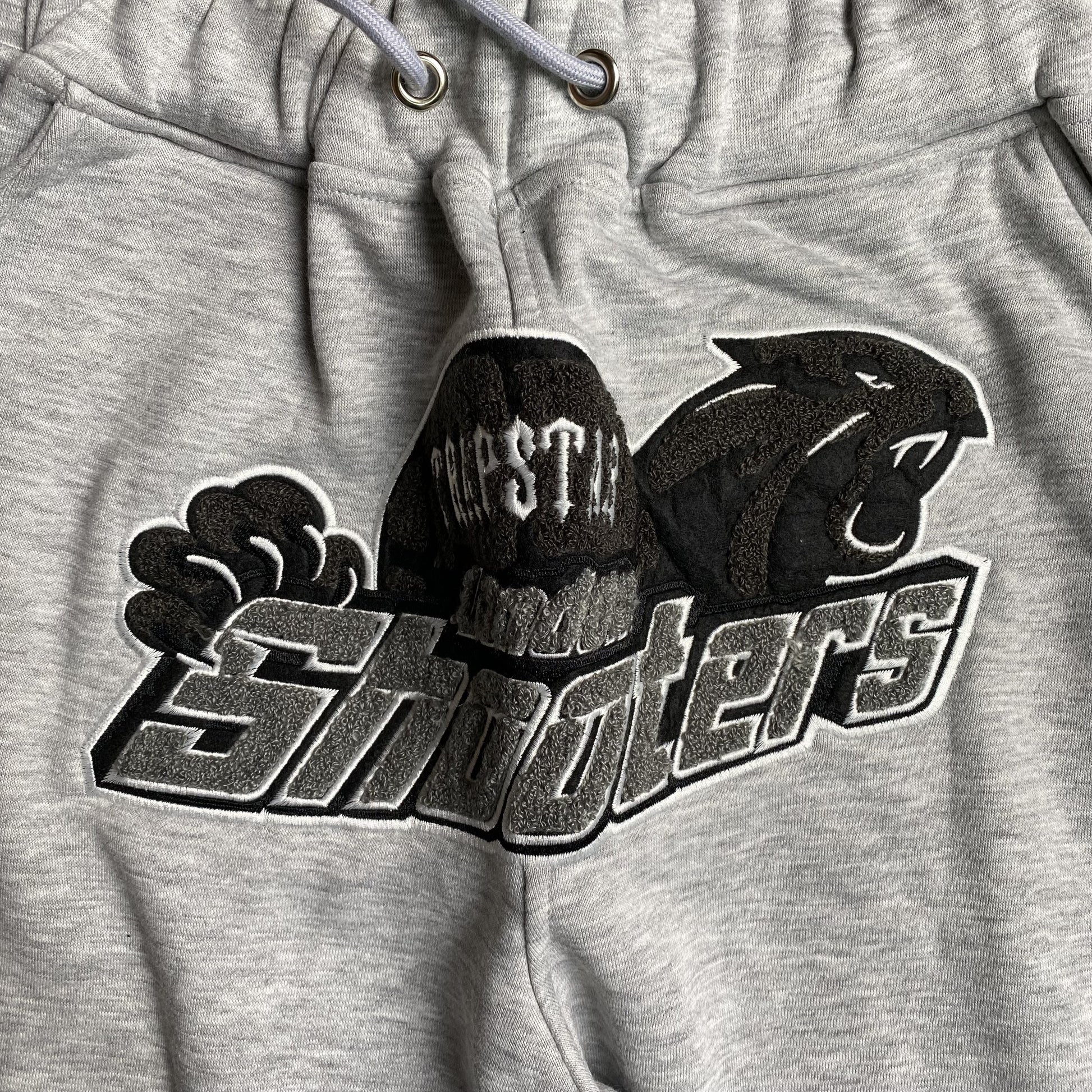 trapstar-shooters-tracksuit-grey-black-4-Drip Store Argentina