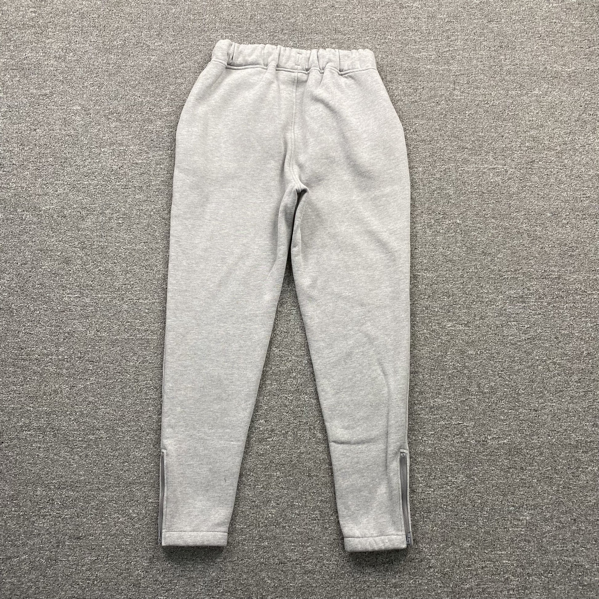 trapstar-shooters-tracksuit-grey-blue-11-Drip Store Argentina