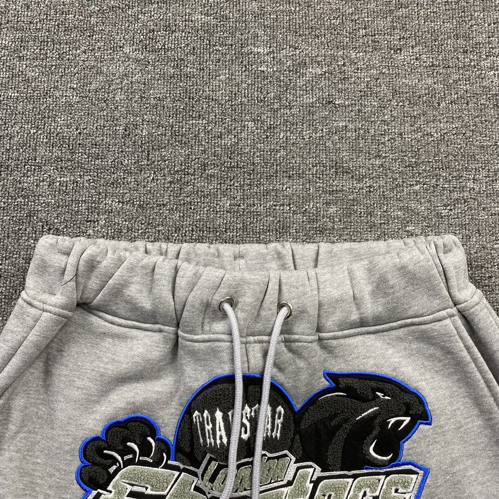 trapstar-shooters-tracksuit-grey-blue-8-Drip Store Argentina