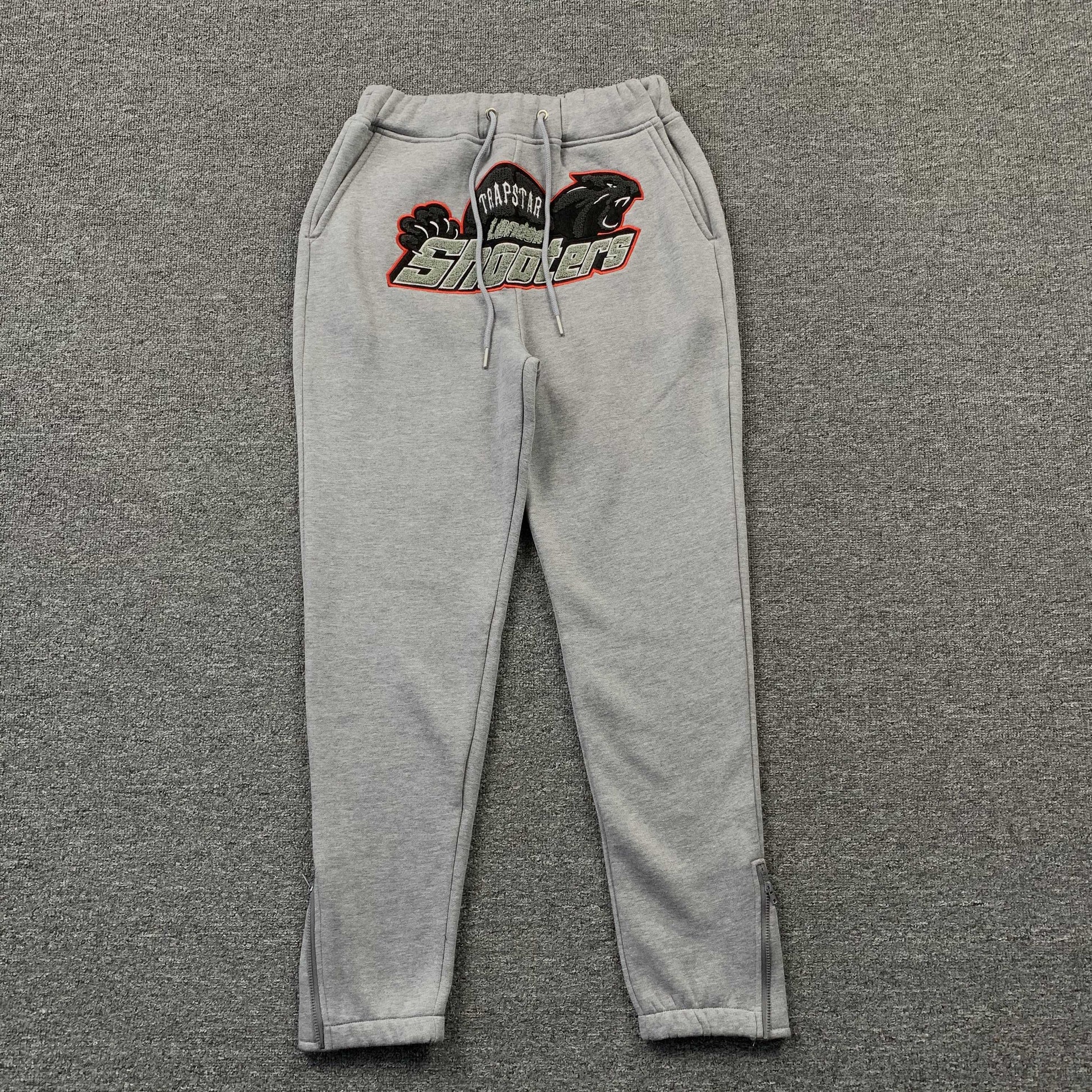 trapstar-shooters-tracksuit-grey-red-4-Drip Store Argentina