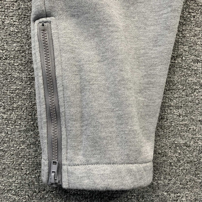 trapstar-shooters-tracksuit-grey-red-7-Drip Store Argentina