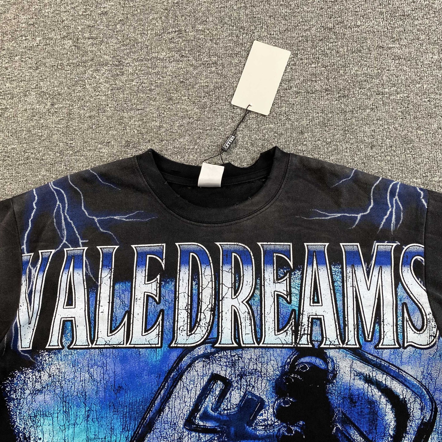 Vale Forever Dog Tag Big Tee Black