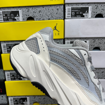 YEEZY BOOST 700 V2 STATIC