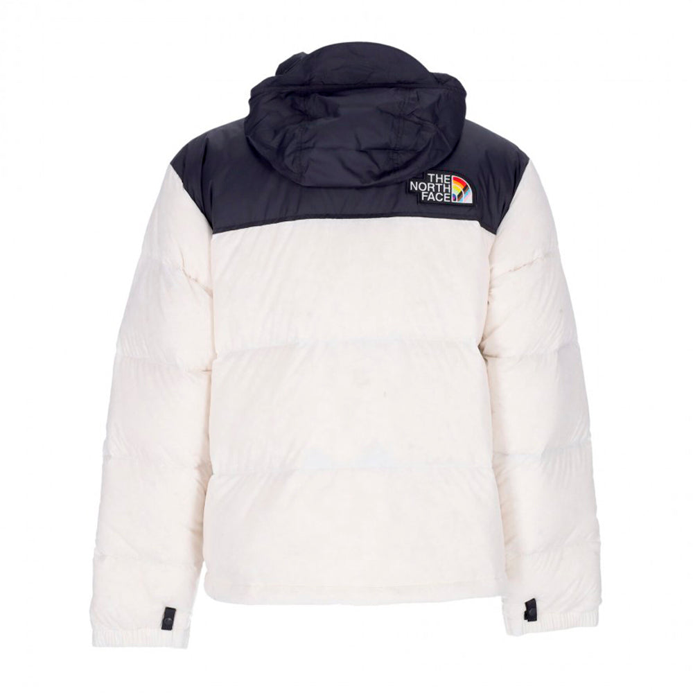 the-north-face-1996-retro-nuptse-700-fill-packable-jacket-pride-white-4-Drip Store Argentina
