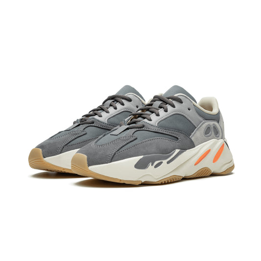YEEZY BOOST 700 MAGNET-Drip Store Argentina
